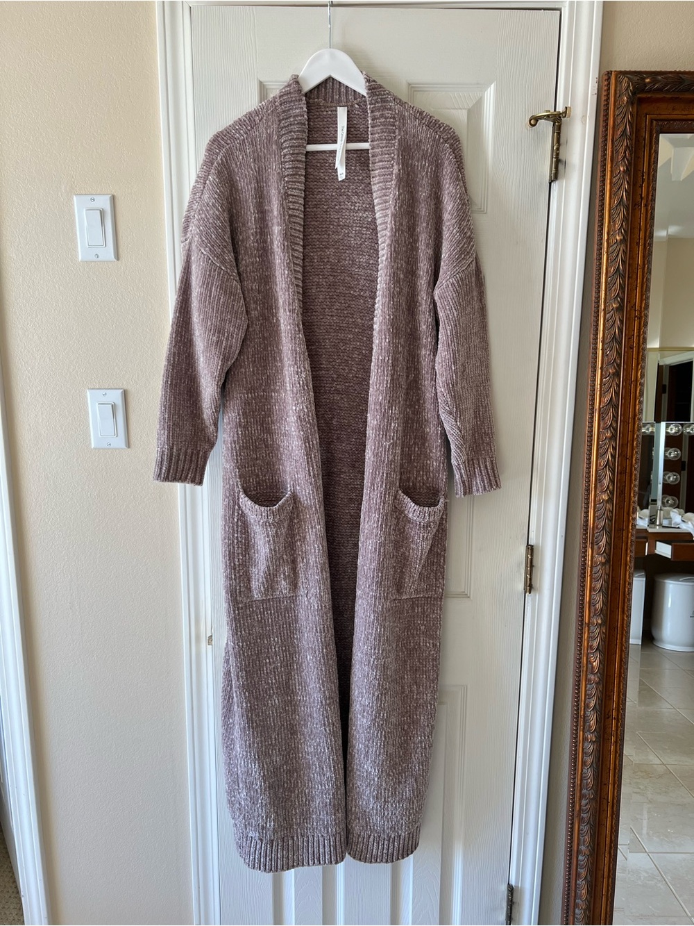 Aritzia Long Open-Front Chenille Cardigan - Taupe
